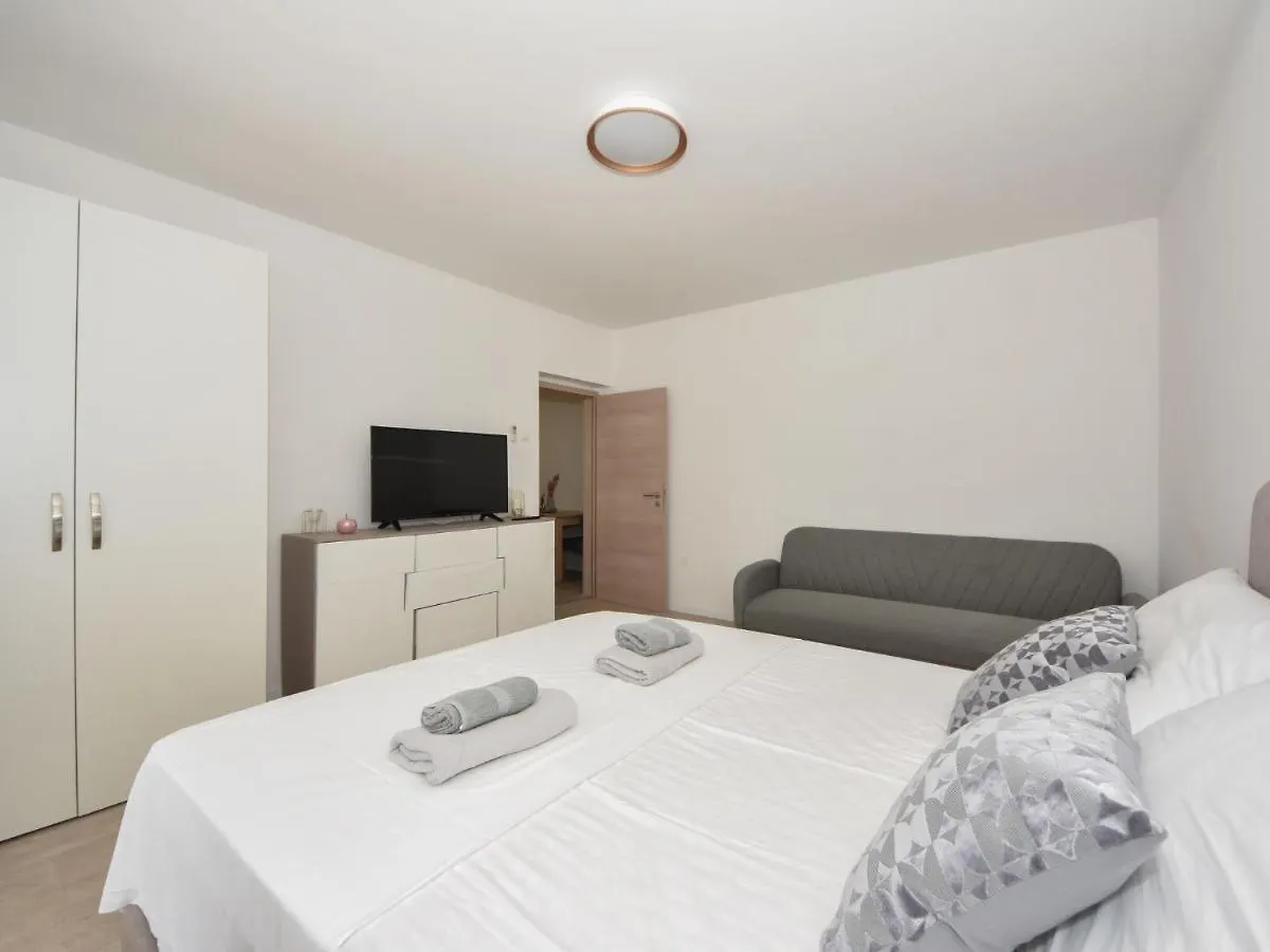 Apartment Beach Feelings-4 By Interhome Sukosan Croatia